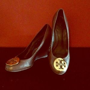**SOLD** Tory Burch Brown Wedges Size 7