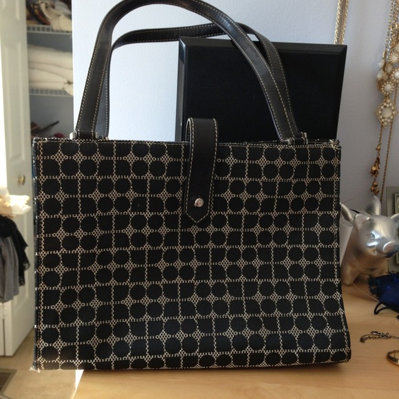 Authentic kate spade Tote - Picture 1 of 1