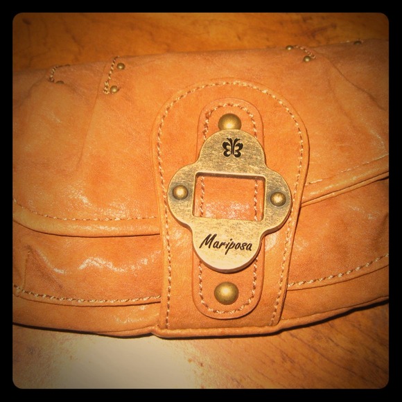 Cute wristlet with lots of room. NWOT