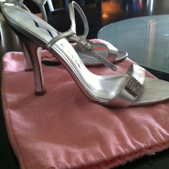 Formal heels - Picture 2 of 2