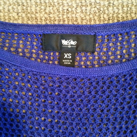 Flowy top - Picture 2 of 2