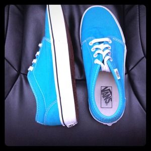 💙Bright Blue Vans💙