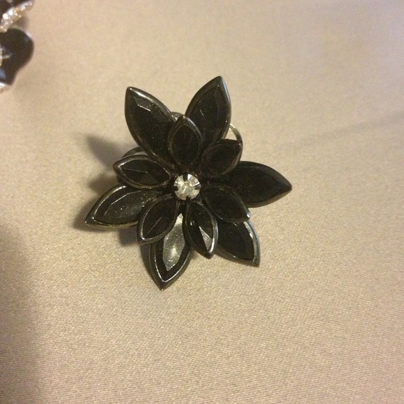 3 ring bundle!! - Picture 3 of 4