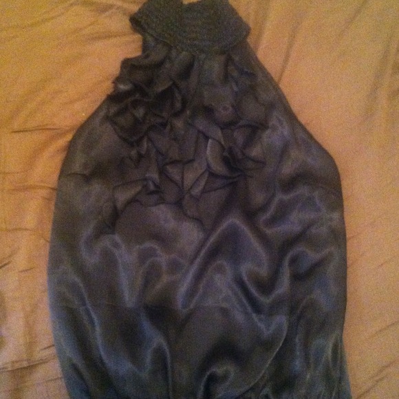 Top - Picture 2 of 2