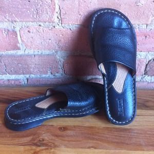 Born black leather slides. Super comfy
