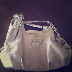 Coach Maggie leather in lilac