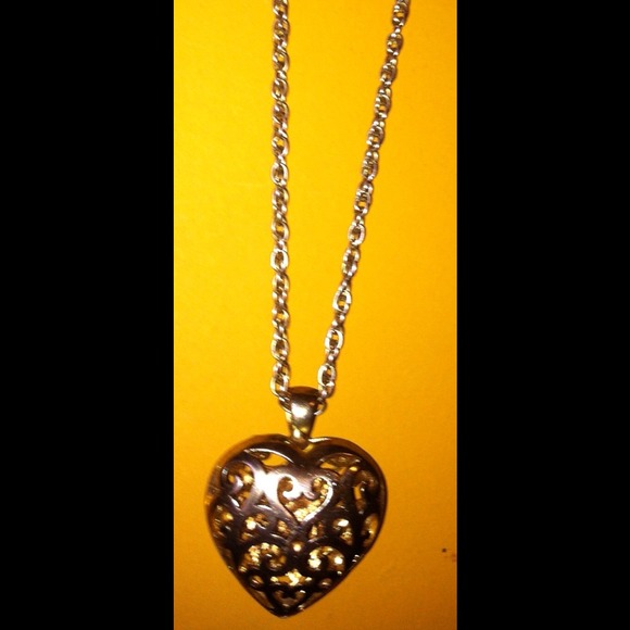 Heart chain - Picture 2 of 3