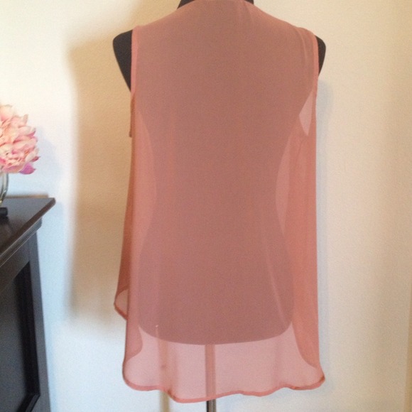 ❌Sold in bundle❌Salmon chiffon top- - Picture 3 of 4