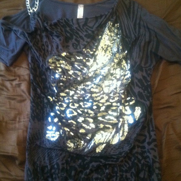 Tops - Gray, black, silver leopard print shirt