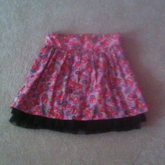 Kids Size Large Skirt!