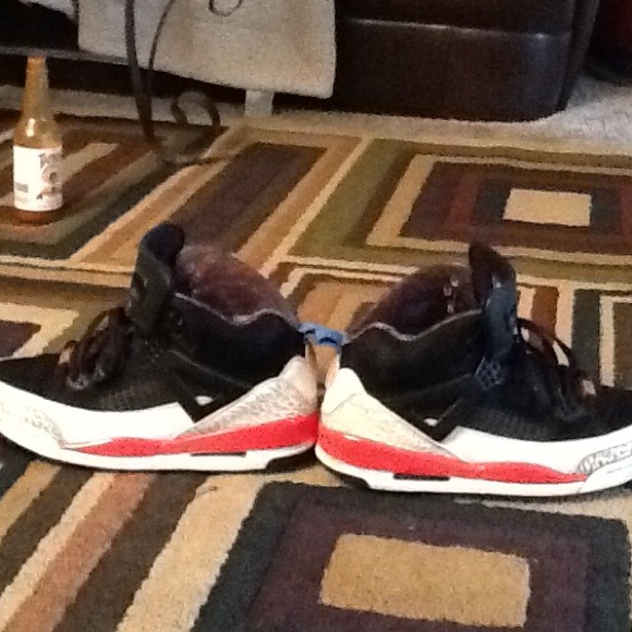 Jordan spizikes size 10 - Picture 3 of 4