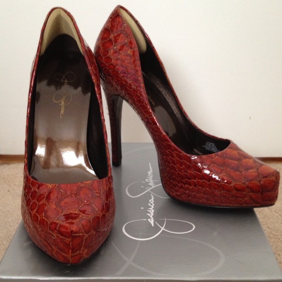 Jessica Simpson Anaconda Platform Pumps!