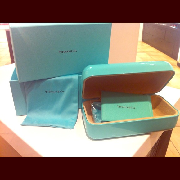 ❌SOLD Bundle❌ ! Tiffany & Co. Sunglass Case