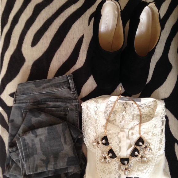 Nine West Black Suede Wedge Booties