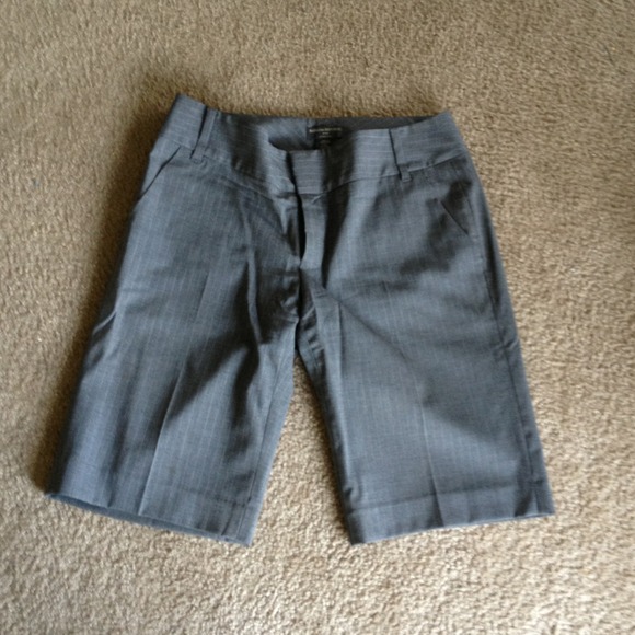 Banana Republic Capri pants