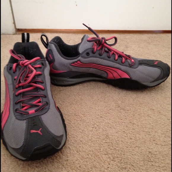 Cute puma sneakers