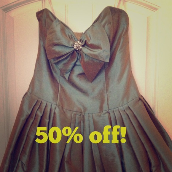 Tony Bowls formal dress