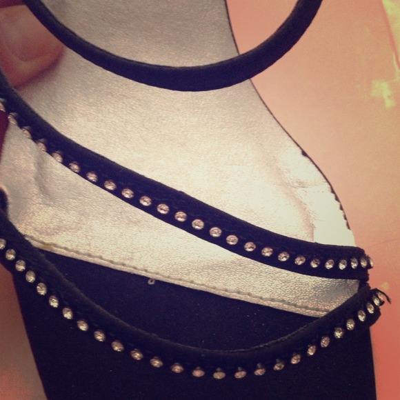 Black formal heels by Touch Ups
