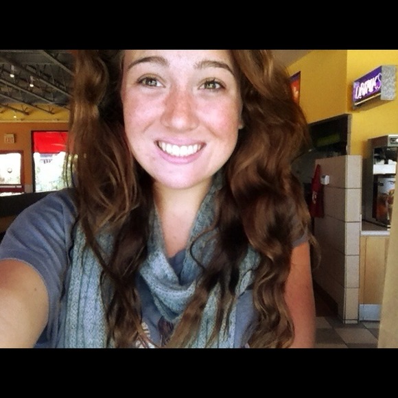 MEET YOUR SELLER 💕💕💕