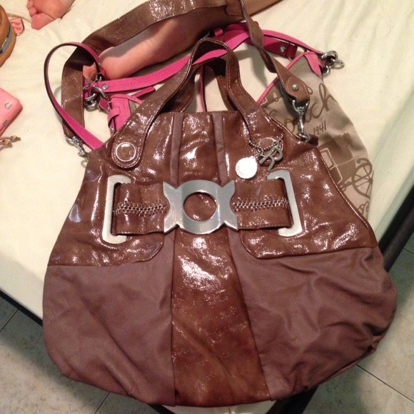 Rampage purse negotiable