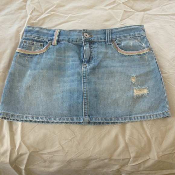 SOLD. Old Navy denim skirt