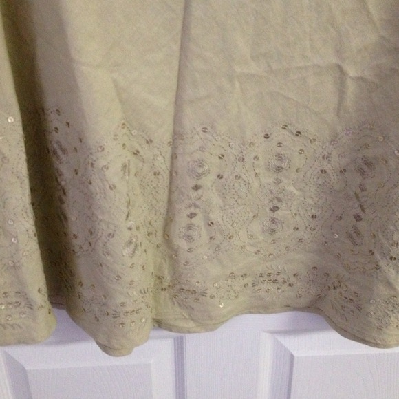 Khaki color woman's plus size skirt - Picture 3 of 3