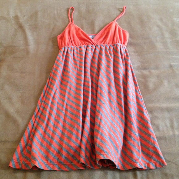 Fully lined Jimmy'z boardwalk dress!