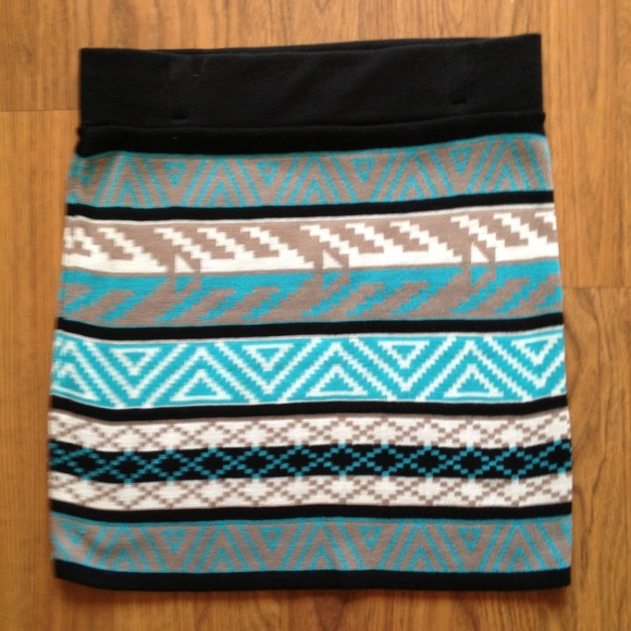 Aztec print pencil skirt