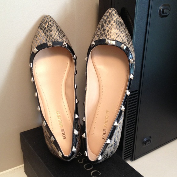 ❤️SOLD IN BUNDLE❤️Sole Society "So-Martine" Flats - Picture 3 of 4