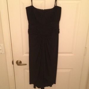 ⬇REDUCED⬇ Strapless black high-low dress ✨👗