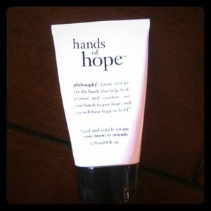 Bundle lotion and orange top :)