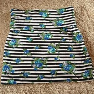Flowered & stripped skirt