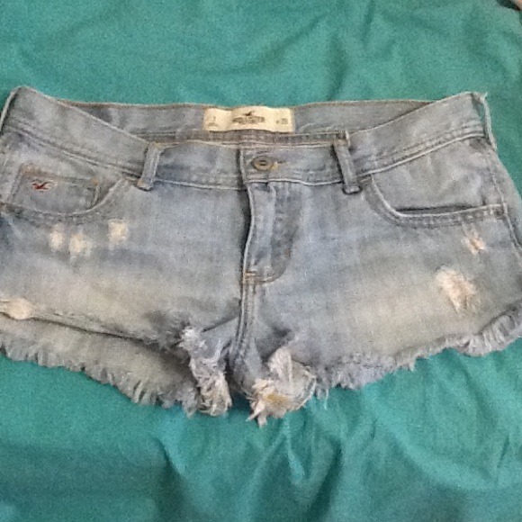Size 28 (7) hollister shorts@@@ON HOLD@@@