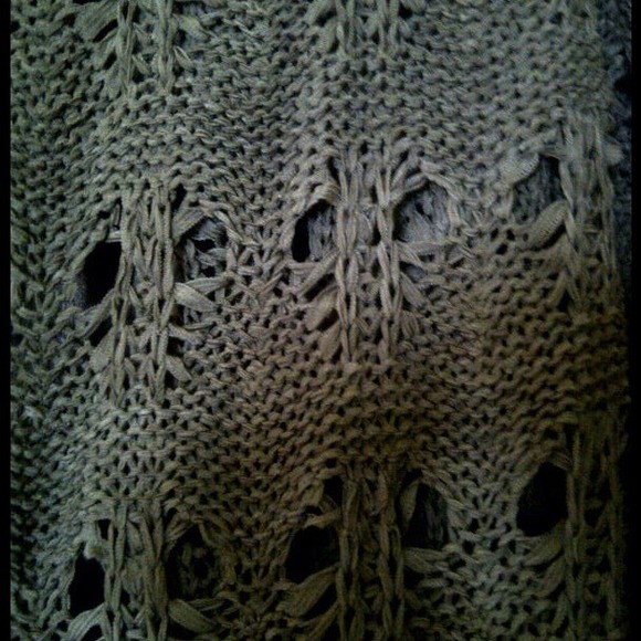 CCO SALE! Olive Cardigan - Picture 2 of 3