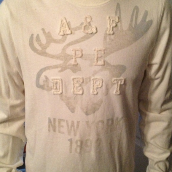 A&f long sleeve men's shirt