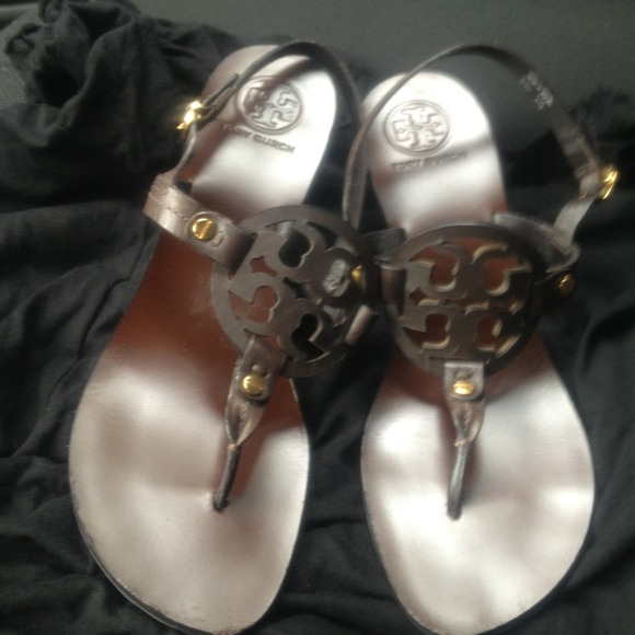 Tory burch Holly brown sandals