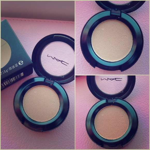 SOLD🚩MAC Eyeshadow