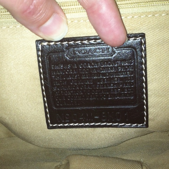 SOLD 🌟Gorgeous Authentic Coach Handbag - Picture 3 of 4