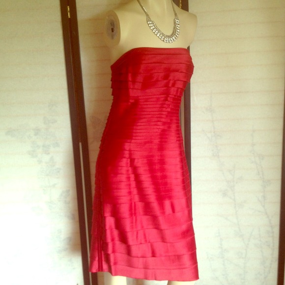 JS Collections Red Tiered Dress 8