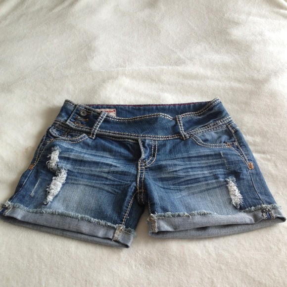 🌼Jean Shorts Juniors 11