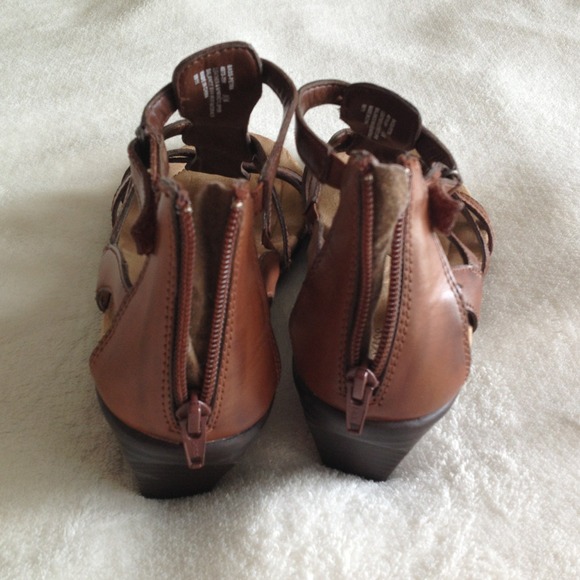 🌸Bass Gladiators - Picture 3 of 4