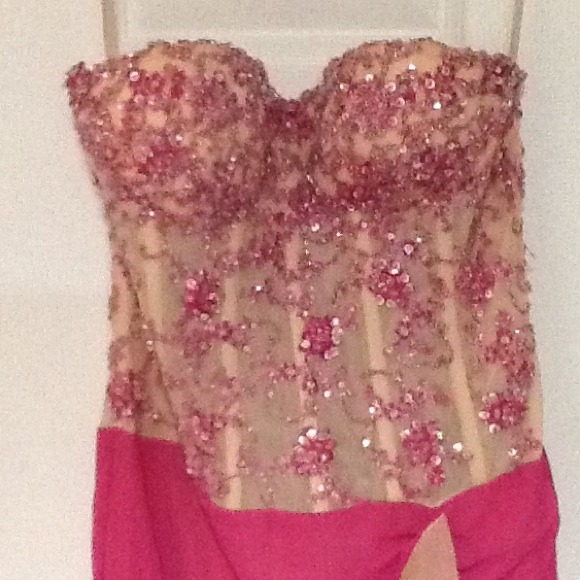 Faviana Couture fushia pink n nude prom dress - Picture 2 of 3