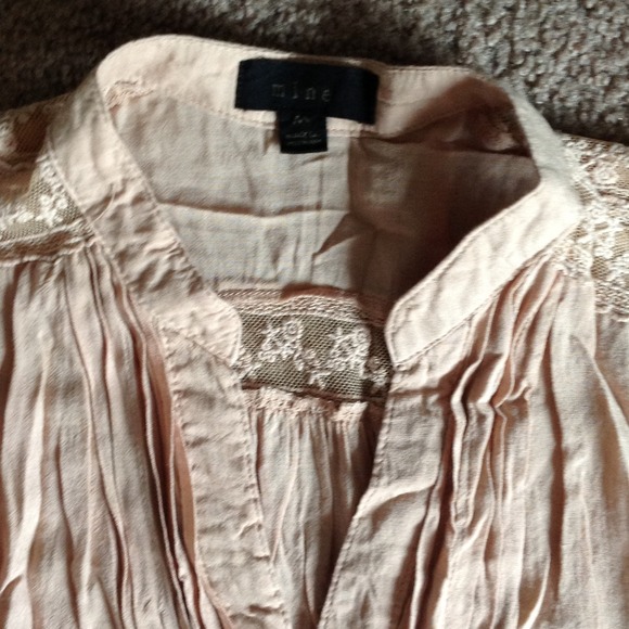 Blouse gently worn - Picture 2 of 3