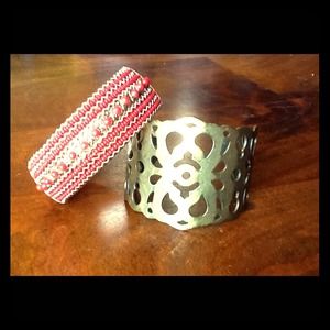 Sold as a set: Red & Gold / Gold-metal bracelets