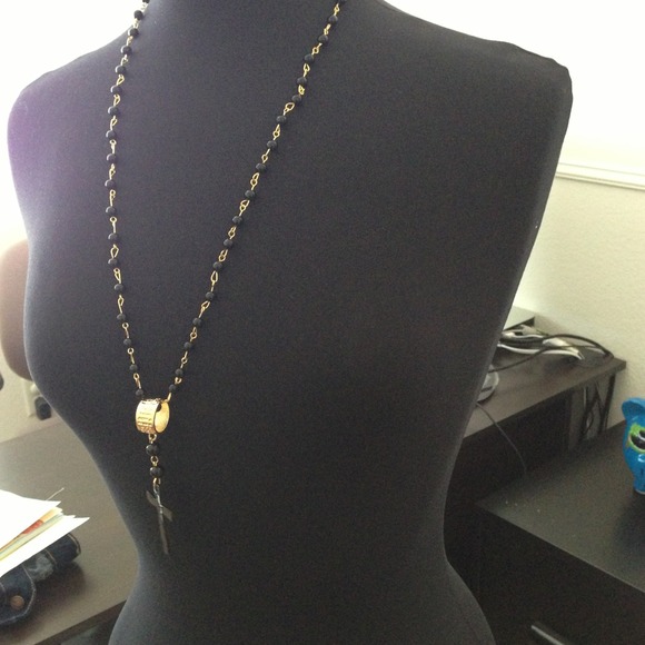 NEW!! Gold & Black Cross Necklace - Picture 3 of 3