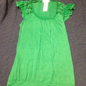 Cute green top