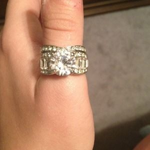 Cubic zirconia "diamond" wedding set