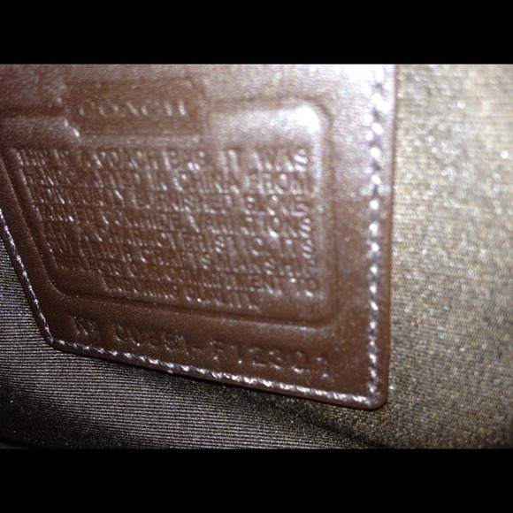 HOST PICK 7/13/14!! Authentic Coach Soho - Picture 2 of 4