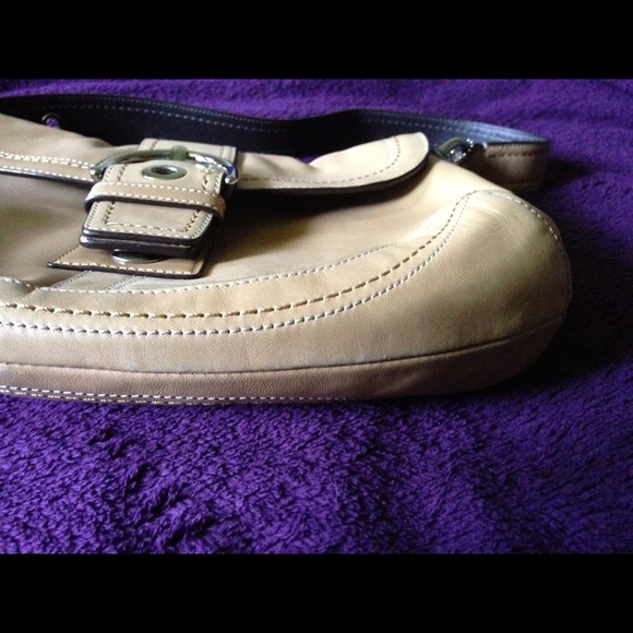 HOST PICK 7/13/14!! Authentic Coach Soho - Picture 3 of 4