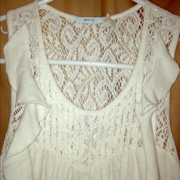 ❌Sold❌White top from urban outfitters